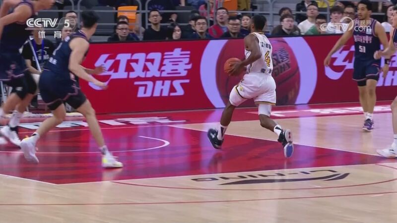 精彩对决，广东华南虎大胜北京首钢！